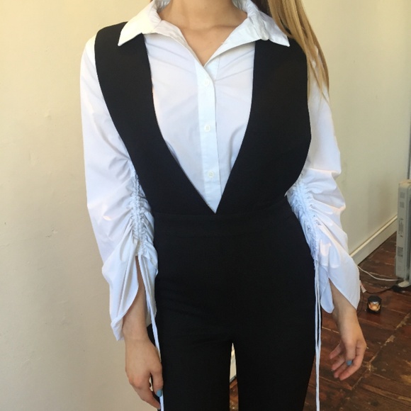 1 LEFT! Plunging Tailored Jumpsuit in Black - Picture 3 of 6